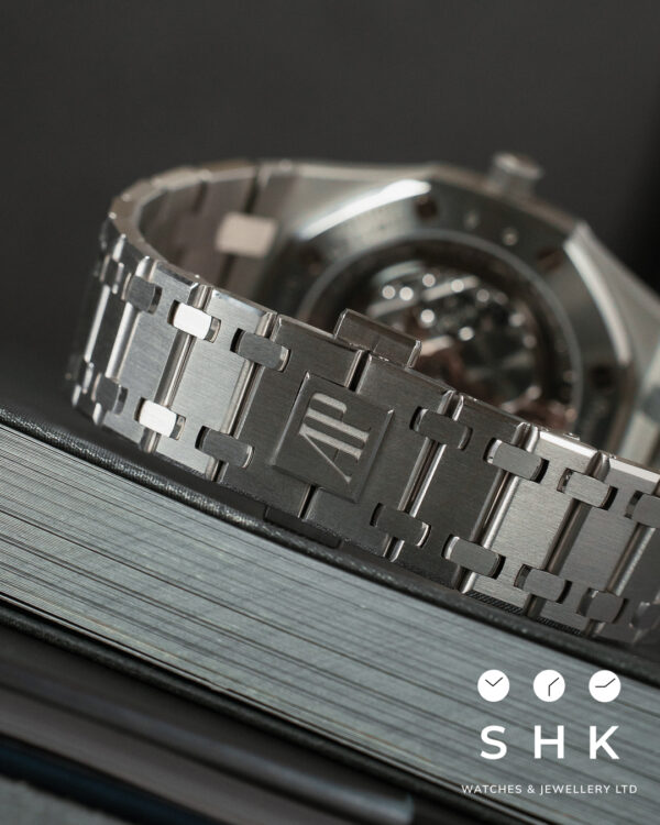 Audemars Piguet AP 15206PT Ltd 70 - 2020 - Image 9