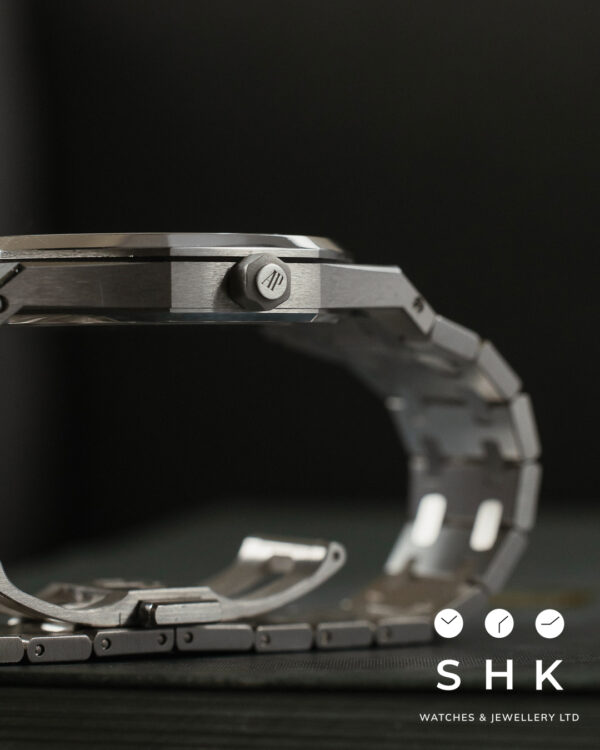 Audemars Piguet AP 15206PT Ltd 70 - 2020 - Image 7