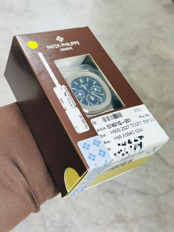 PATEK PHILIPPE PP 5740/1G DOUBLE SEALED BRAND NEW FULL SET 2024 - Image 3