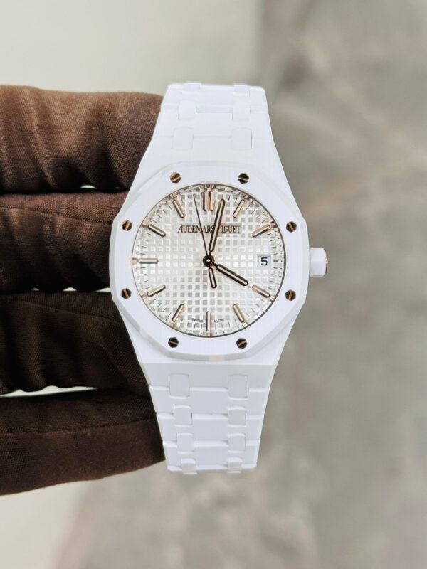 Audemars Piguet AP 77350CB BRAND NEW. FULL SET.