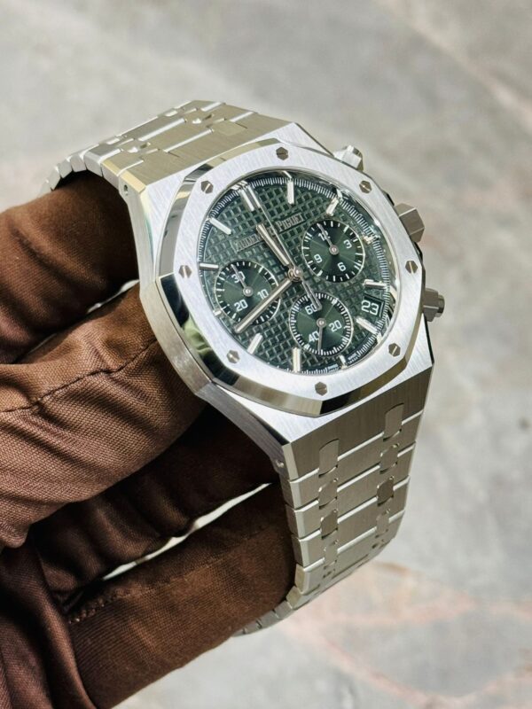 Audemars Piguet AP 26240ST BRAND NEW. FULL SET. (GREEN) - Image 3