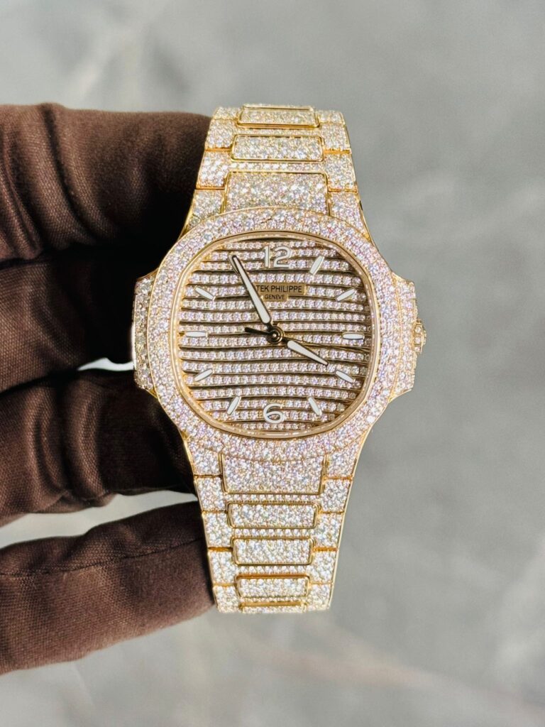 Patek Philippe Nautilus 7118/1450R-001 Rose Gold Diamond Set