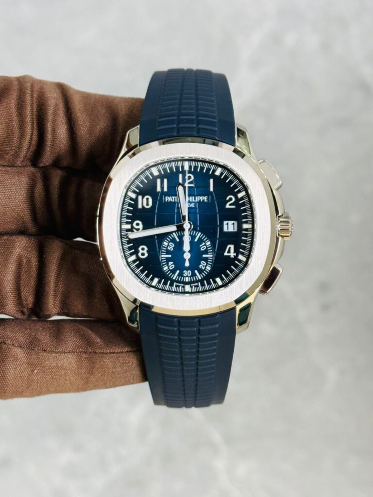 Patek Philippe Aquanaut 5968G-001 White Gold Blue Dial