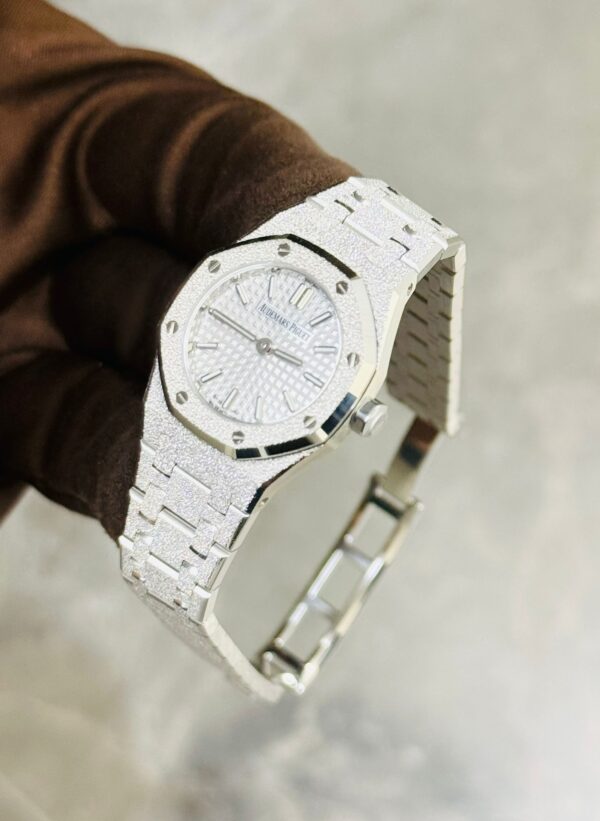 Audemars Piguet AP 67630BC BRAND NEW. FULL SET. - Image 3