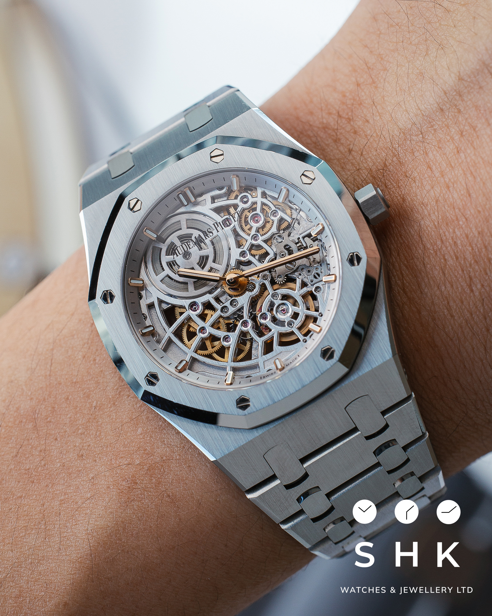 Audemars Piguet AP 16204ST 50th Anniversary 2022 Good Condition. Full Set. - Image 4