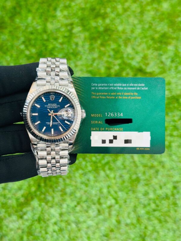 ROLEX 126334 BRIGHT BLUE DIAL 41mm 2024 (Jubilee)