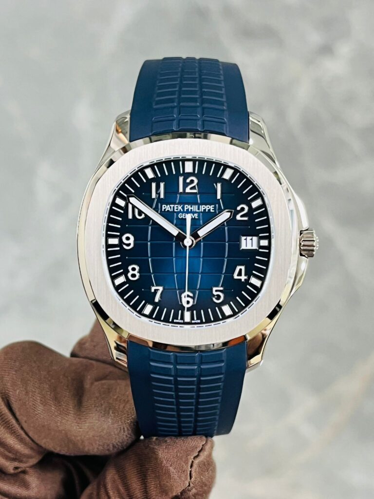 Patek Philippe Aquanaut 5168G-001 White Gold Blue Dial