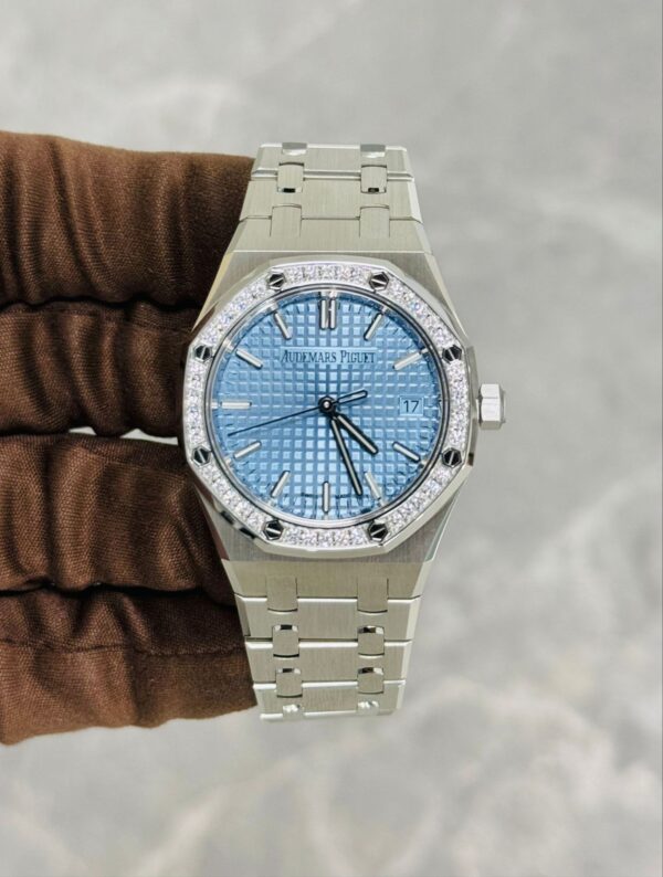 Audemars Piguet AP 77451ST ICE BLUE BRAND NEW FULL SET 2025.