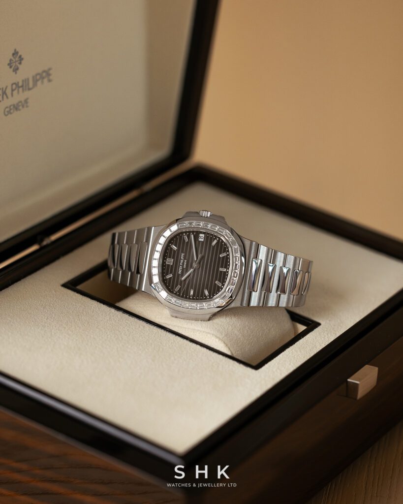 Patek Philippe Nautilus 5711/110P-001 Platinum Grey Diamond Baguette Dial Diamond Baguette Bezel