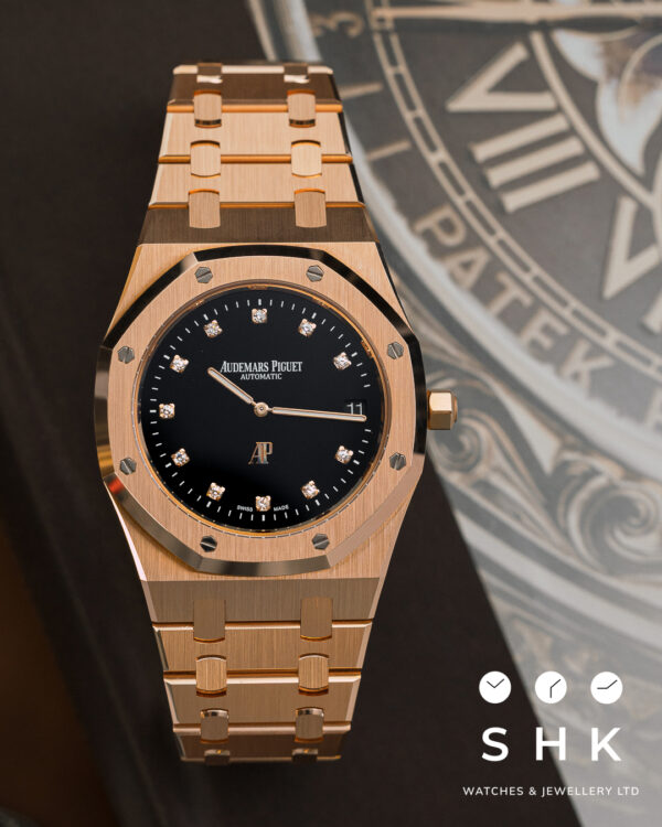 Audemars Piguet AP 15207OR LIKE NEW FULL SET 2020 - Image 2