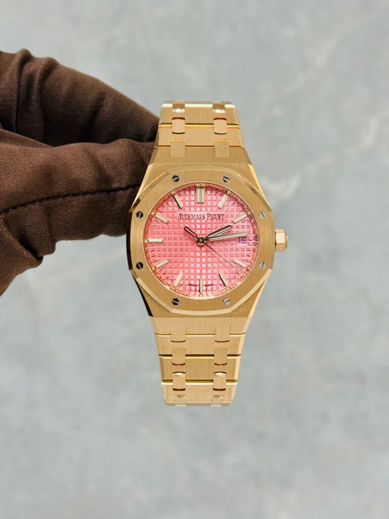 Audemars Piguet Royal Oak 77450OR ‘Ladies’ Rose Gold Pink Dial