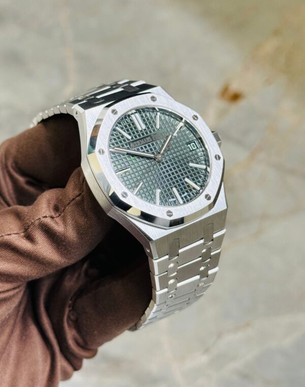 Audemars Piguet AP 15510ST GREEN BRAND NEW FULL SET - Image 4