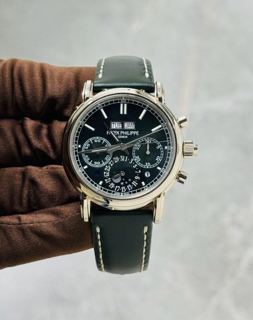 Patek Philippe Grand Complications 5204G-001 Perpetual Calendar White Gold Green Dial