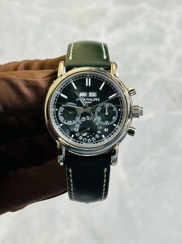 PATEK PHILIPPE PP 5204G GREEN NEW FULL SET - Image 3