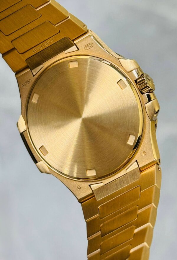 PATEK PHILIPPE PP 7010/1R CHAMP DIAL LIKE NEW FULL SET 2022 - Image 3