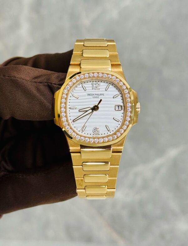 PATEK PHILIPPE PP 7010/1R WHITE DIAL FULL SET 2022 - Image 3