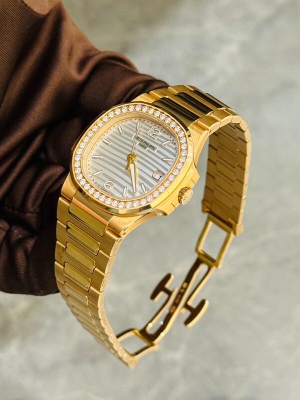 PATEK PHILIPPE PP 7010/1R WHITE DIAL FULL SET 2022 - Image 2
