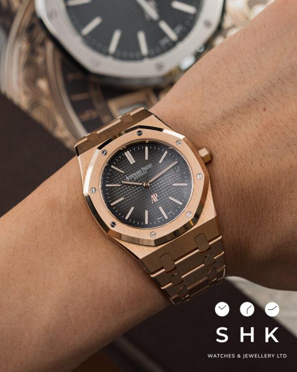 Audemars Piguet AP 16202OR BRAND NEW. FULL SET. - Image 2