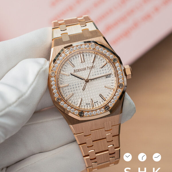 Audemars Piguet AP 15551OR WHITE BRAND NEW. FULL SET.