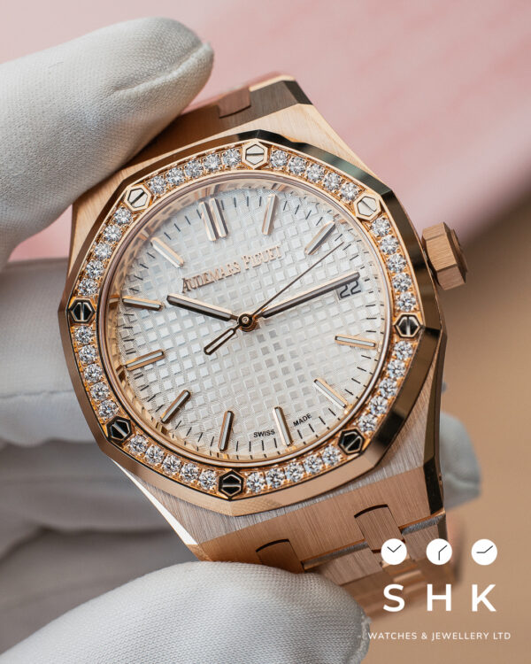 Audemars Piguet AP 15551OR WHITE BRAND NEW. FULL SET. - Image 9