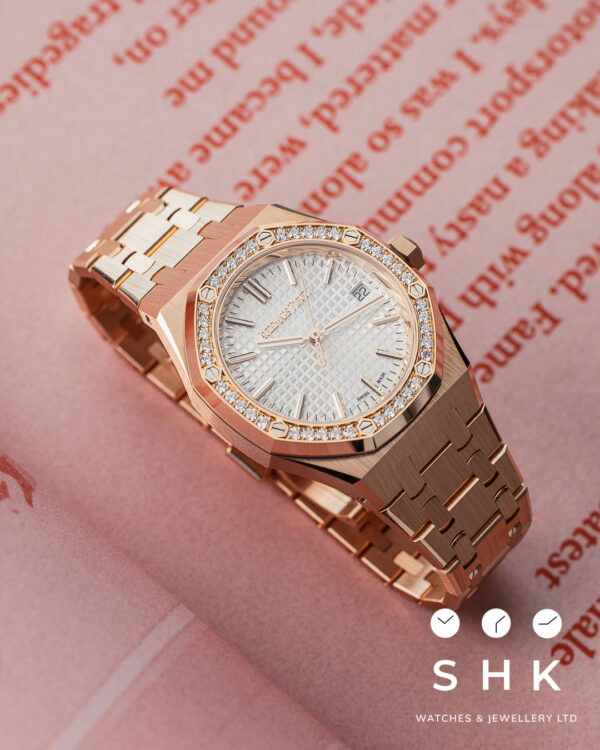 Audemars Piguet AP 15551OR WHITE BRAND NEW. FULL SET. - Image 3