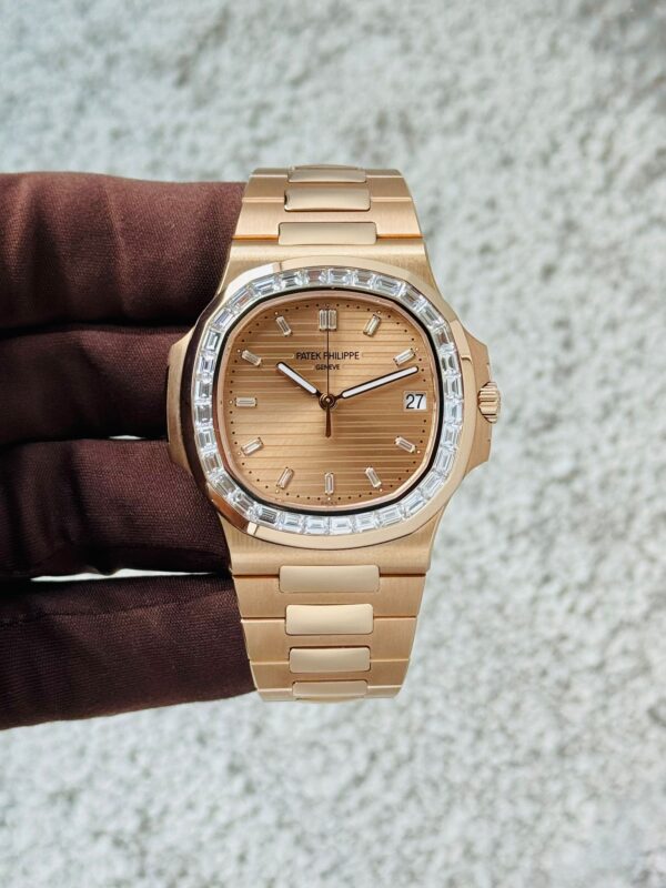PATEK PHILIPPE PP 5723/1R CHAMP NEW