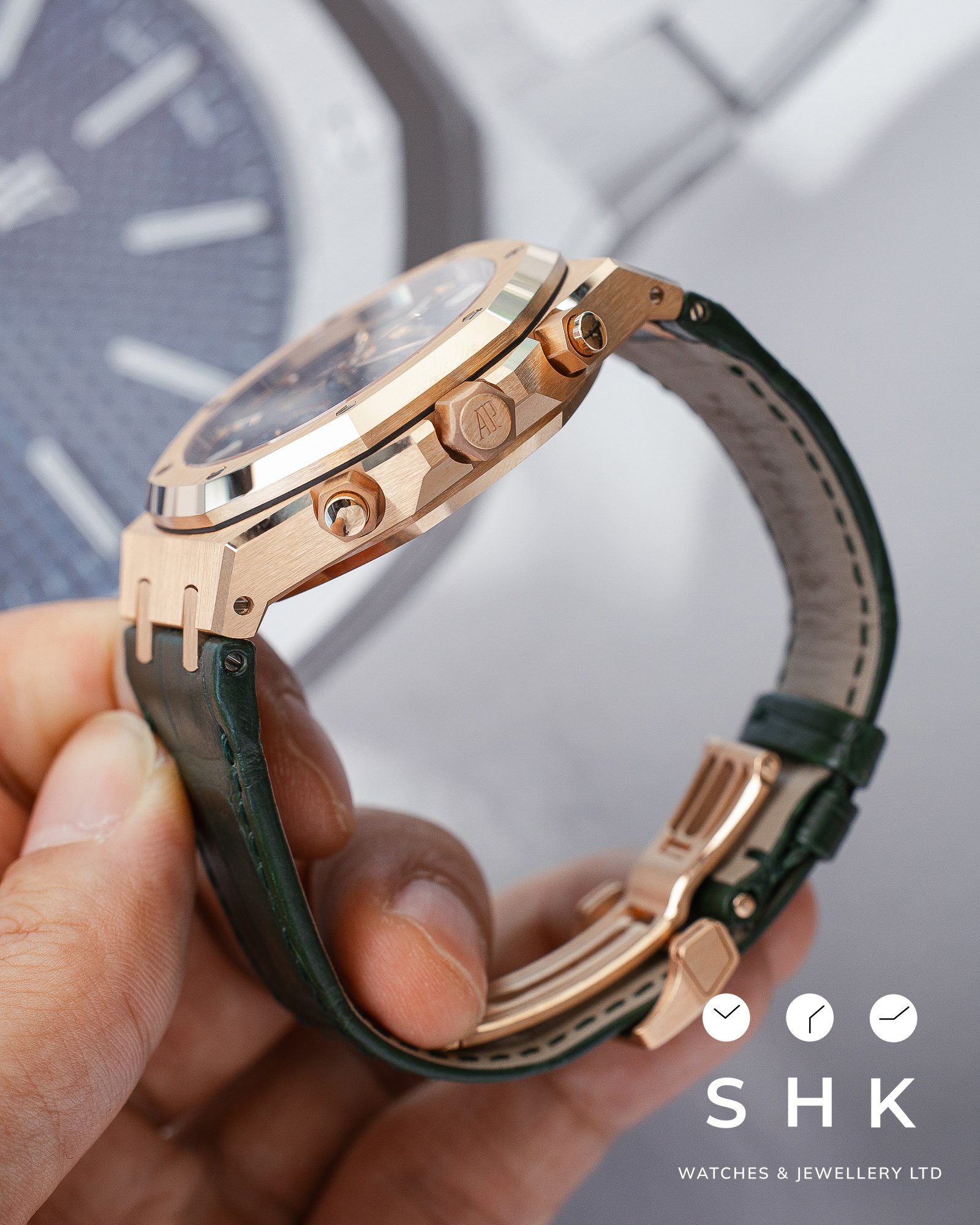 Audemars Piguet Royal Oak 26240OR Chronograph '50th Anniversary' Rose Gold Green Dial - Image 8