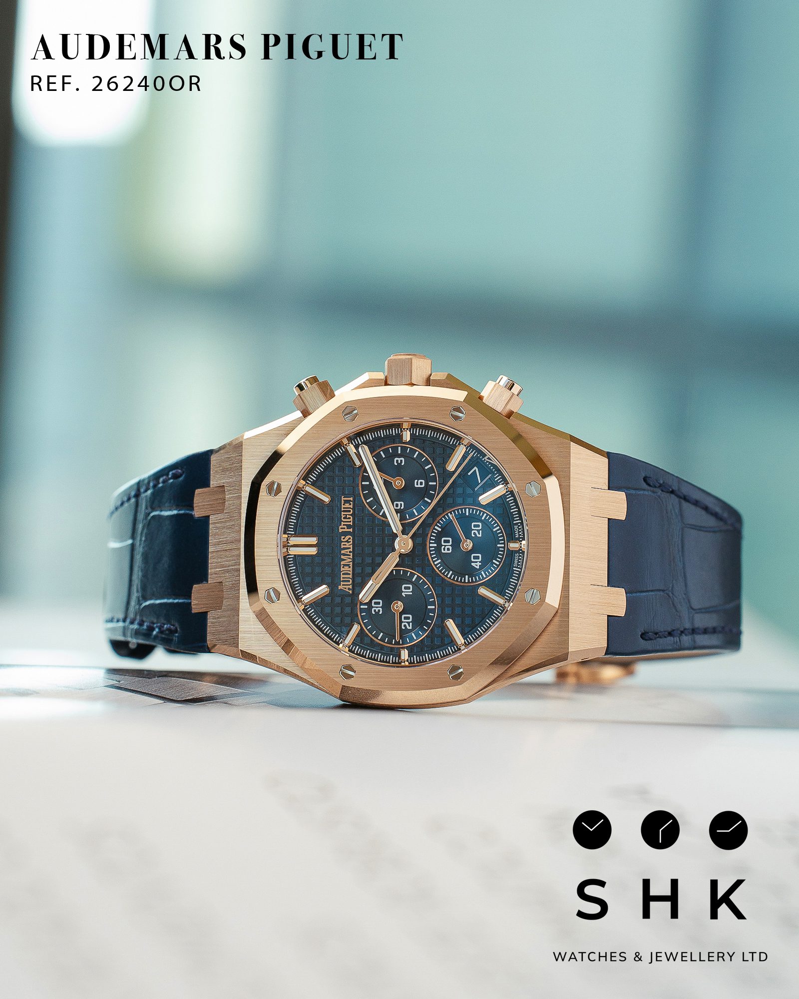 Audemars Piguet Royal Oak 26240OR Chronograph Rose Gold Blue Dial - Image 3