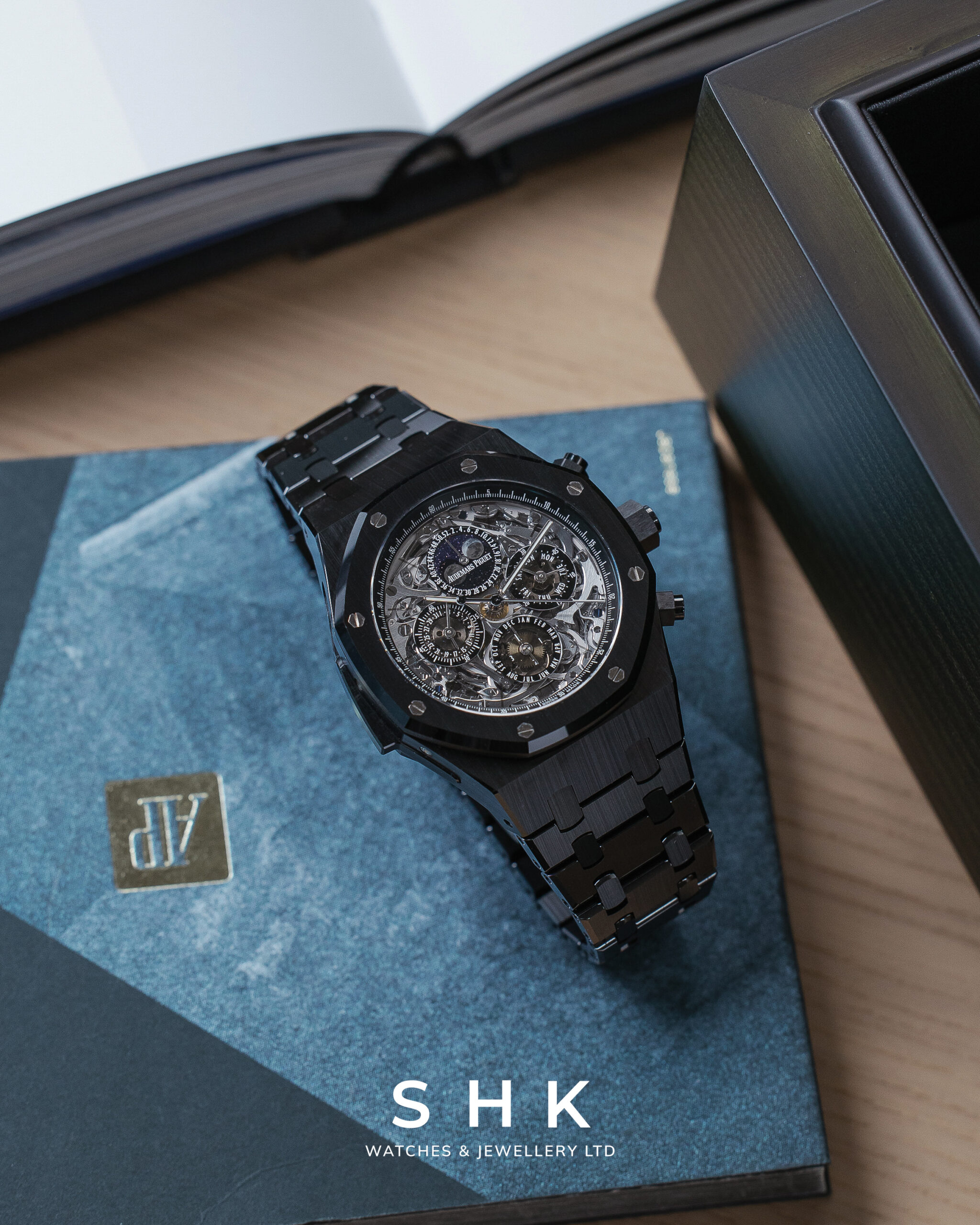 Audemars Piguet Royal Oak 26605CE Grand Complications Perpetual Calendar Black Ceramic - Image 9
