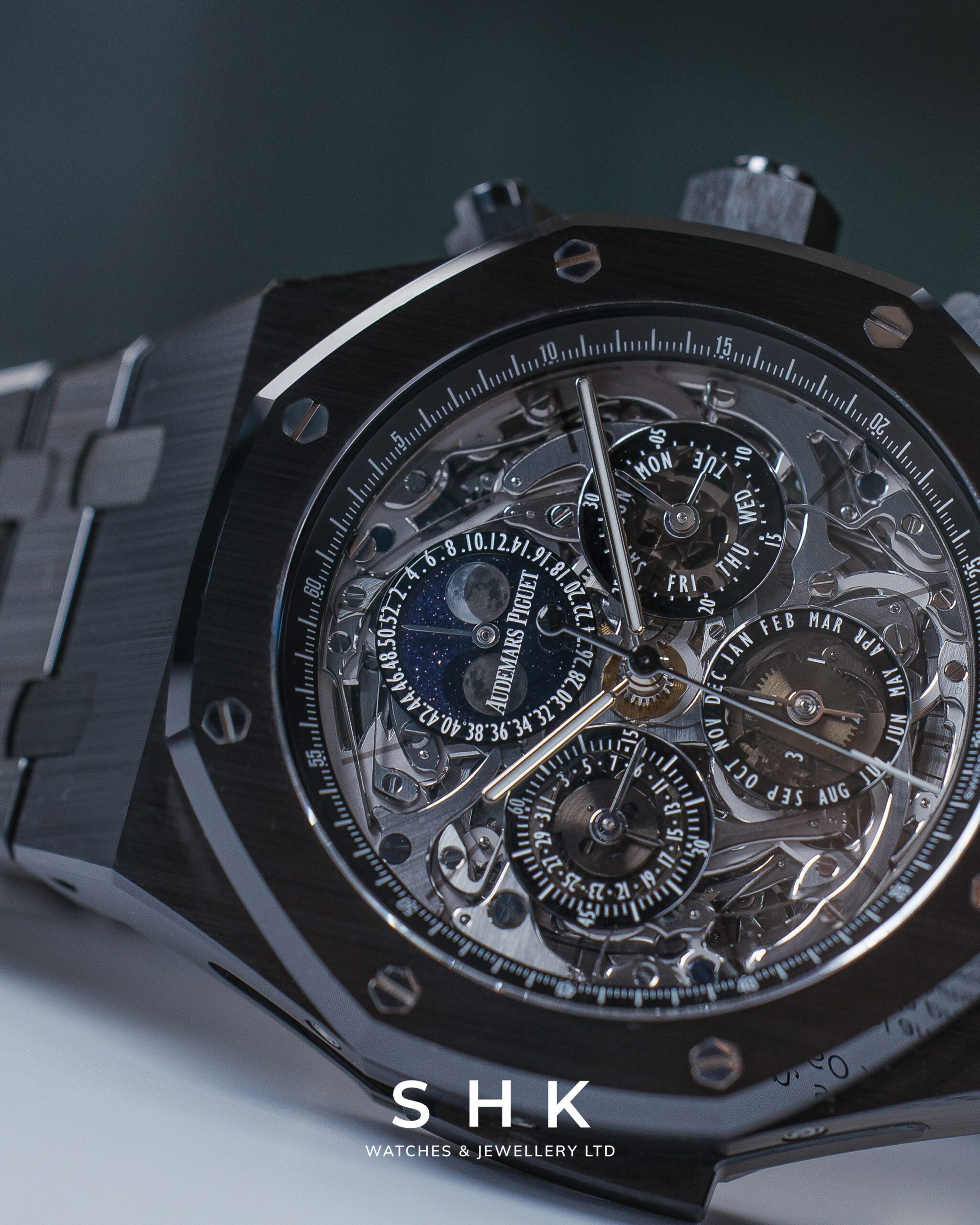 Audemars Piguet Royal Oak 26605CE Grand Complications Perpetual Calendar Black Ceramic - Image 4