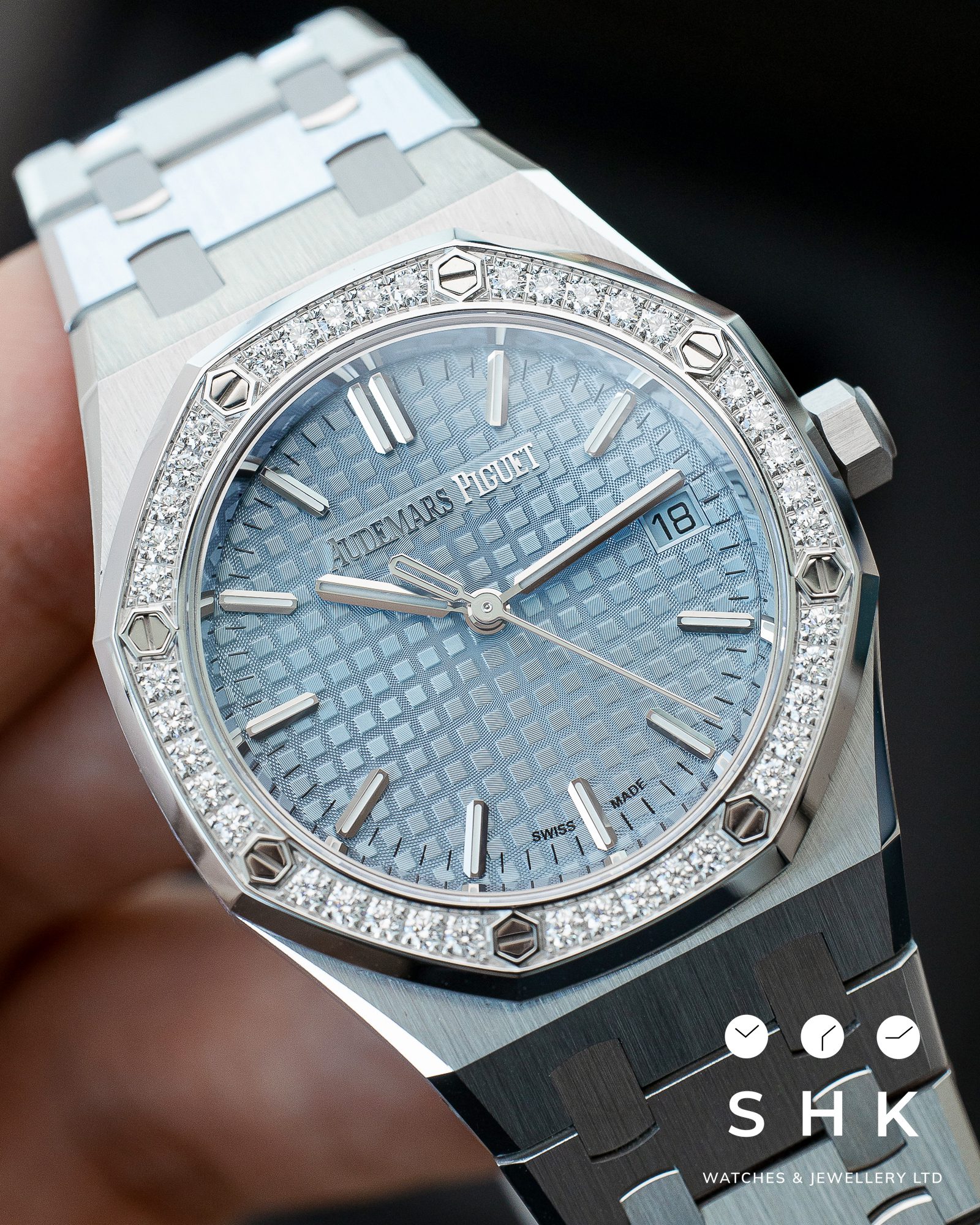 Audemars Piguet Royal Oak 77451ST 'Ladies' Selfwinding '50th Anniversary' Stainless Steel Light Blue Dial Diamond Bezel - Image 7