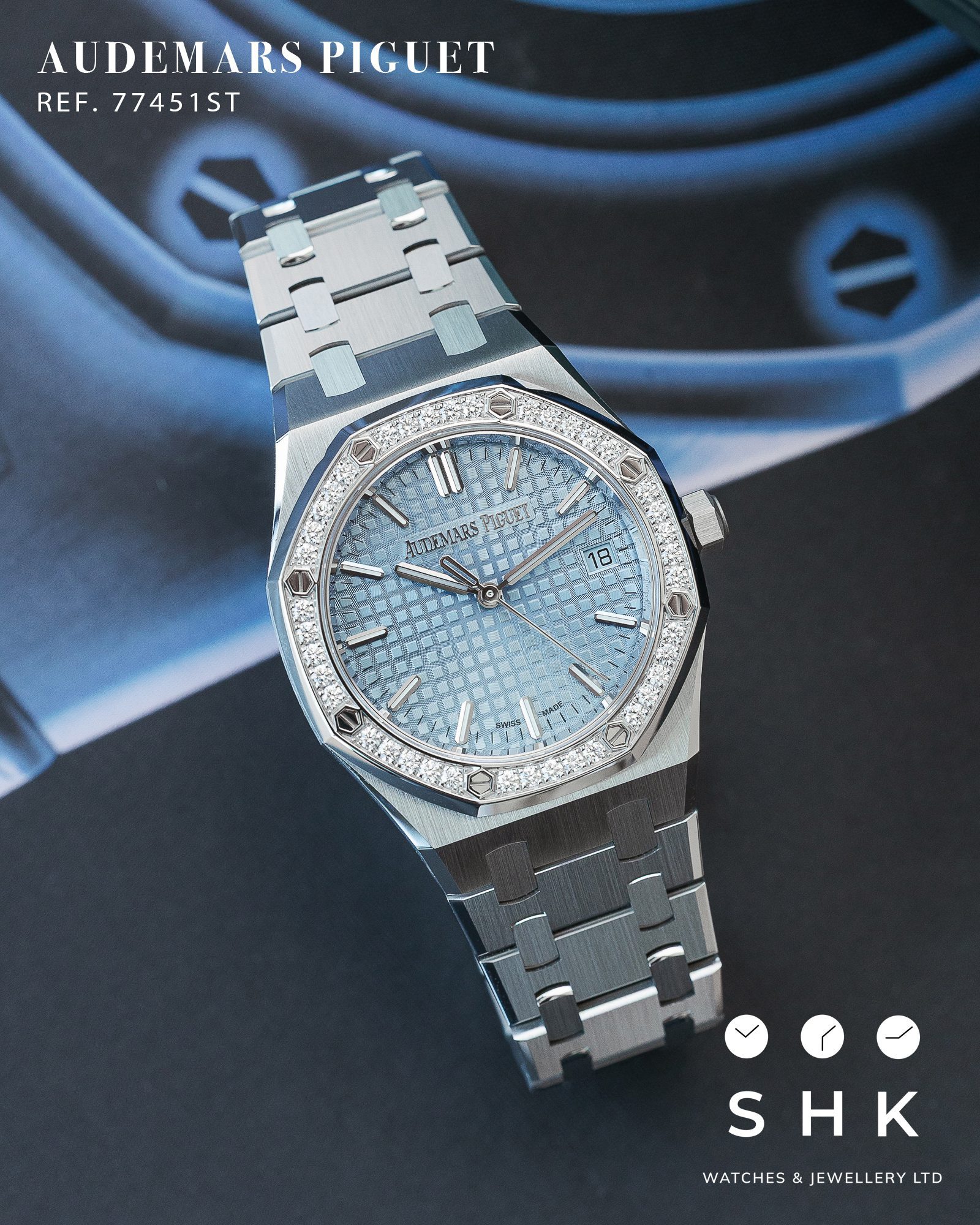 Audemars Piguet Royal Oak 77451ST 'Ladies' Selfwinding '50th Anniversary' Stainless Steel Light Blue Dial Diamond Bezel - Image 2
