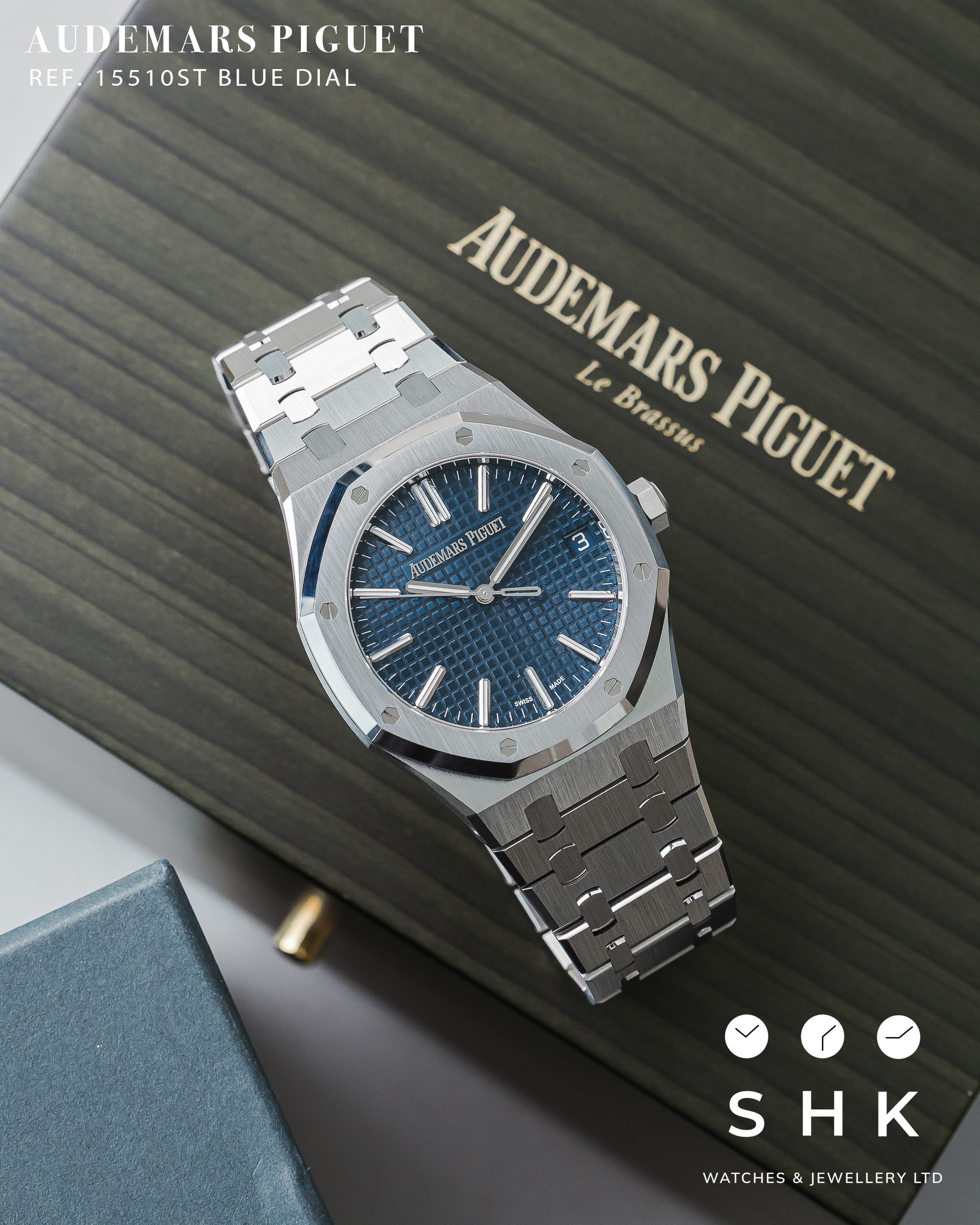 Audemars Piguet Royal Oak Selfwinding 15510ST "50th Anniversary" 41mm Steel Blue Dial - Image 3