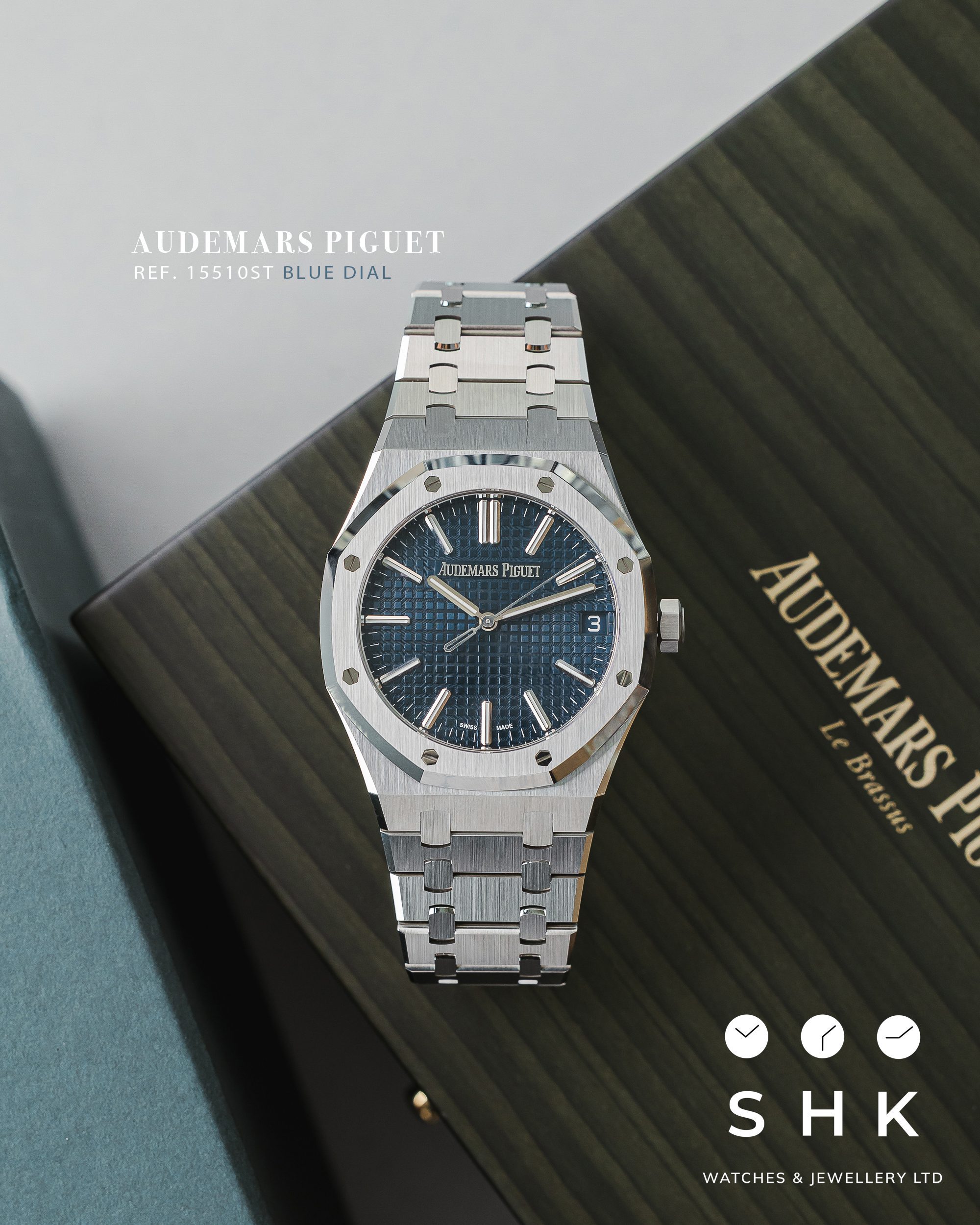 Audemars Piguet Royal Oak Selfwinding 15510ST "50th Anniversary" 41mm Steel Blue Dial - Image 2
