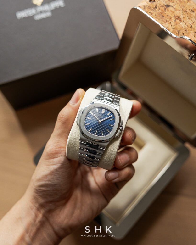 Patek Philippe Nautilus 5610/1P-001 ’50th Anniversary’ Platinum Blue Dial (2026)