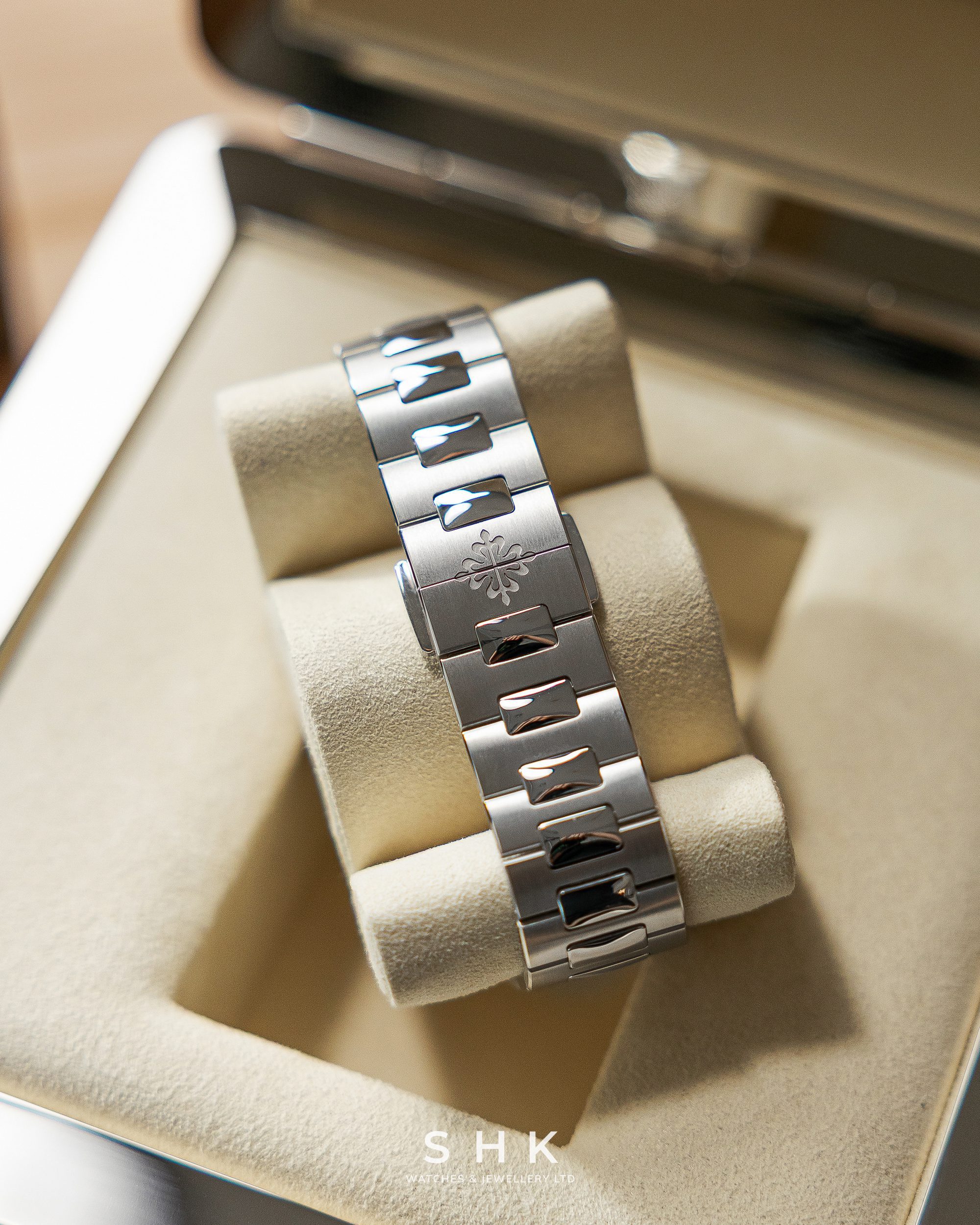 Patek Philippe Nautilus 5610/1P-001 '50th Anniversary' Platinum Blue Dial (2026) - Image 11